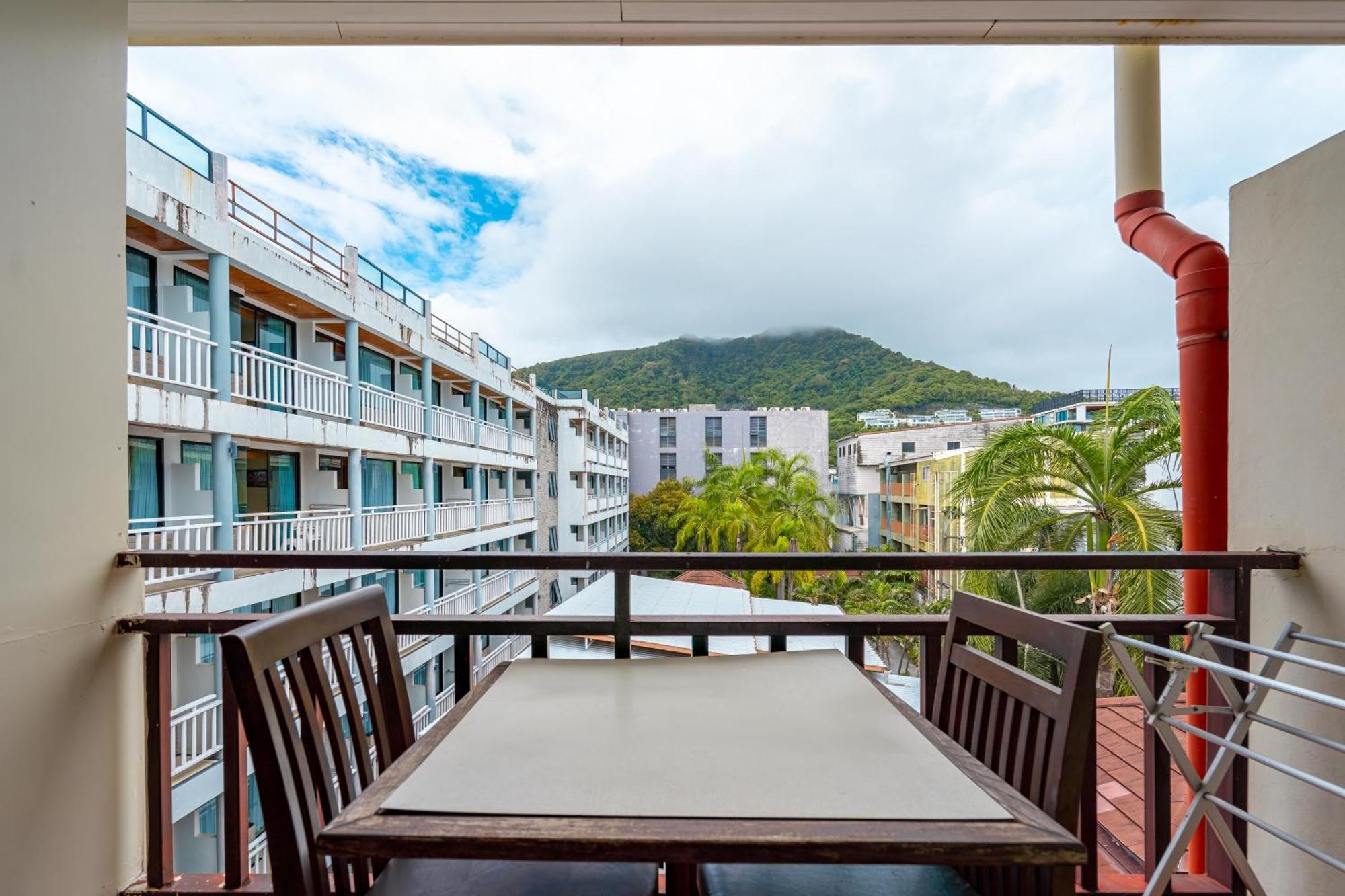 Outdoor Inn Kata Hotel Eksteriør bilde